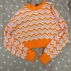 H&M Orange and Pink Wave Pattern Sweatshirt
